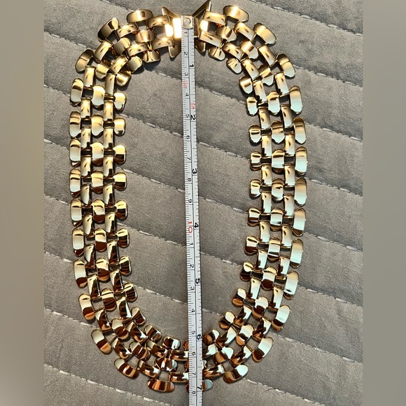 Elegant Women’s Gold Plated Grid Chain Necklace - Picture 5 of 6